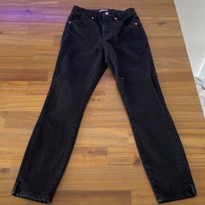 Good American “Good Waist Crop” Black pants size 4/27